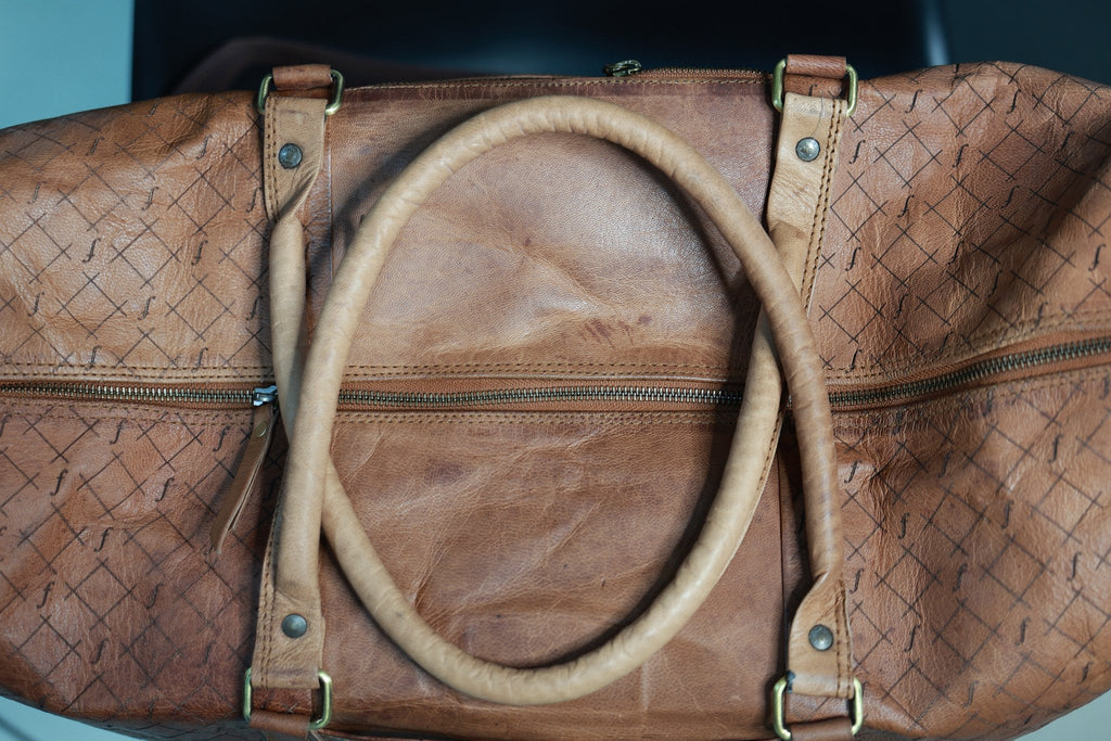 Top view of Timberline with the rounded handles folded across the closed main zip.
